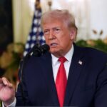 “La voz crítica del poder: AMLO cuestiona la política exterior de EE. UU. en Venezuela y fortalece su alianza con la alcaldesa de México City, Claudia Sheinbaum”